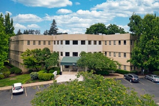 More details for 911 Country Club Rd, Eugene, OR - Office for Lease