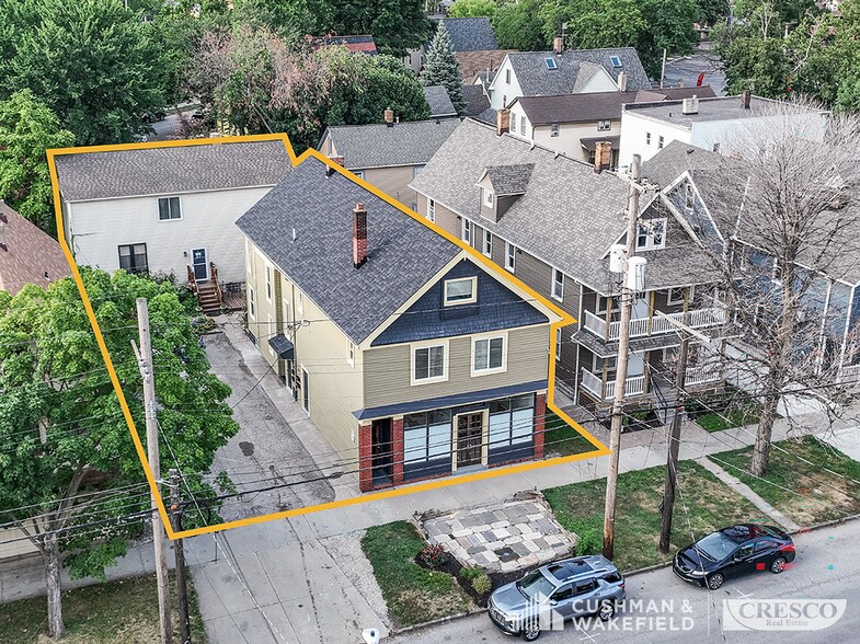 1020 Kenilworth Ave, Cleveland, OH à vendre - Photo du bâtiment - Image 1 de 49