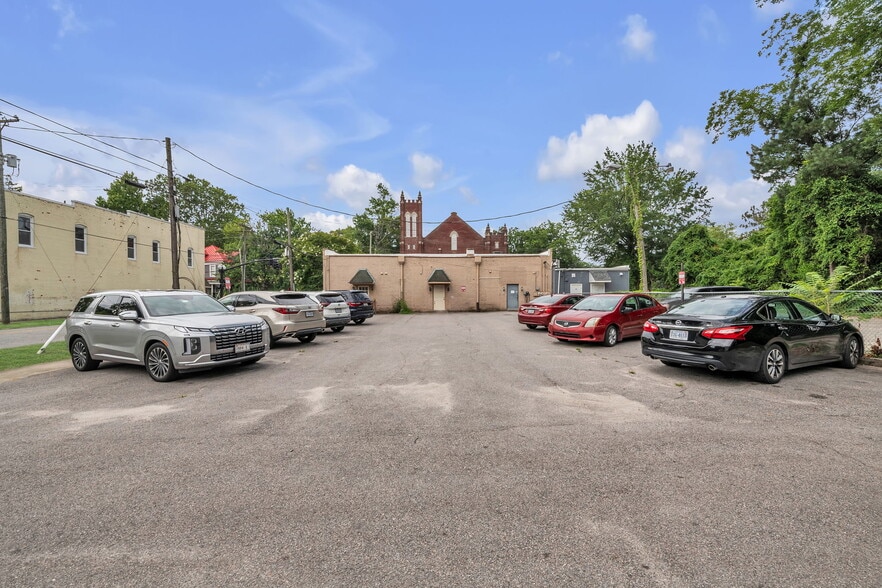 600-604 W Washington St, Suffolk, VA for sale - Building Photo - Image 3 of 62