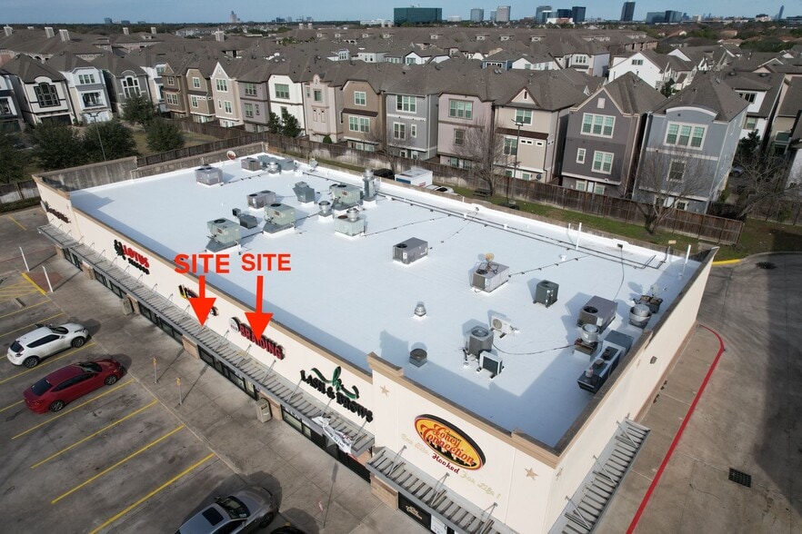 2825 S Kirkwood Rd, Houston, TX for lease - Building Photo - Image 2 of 6