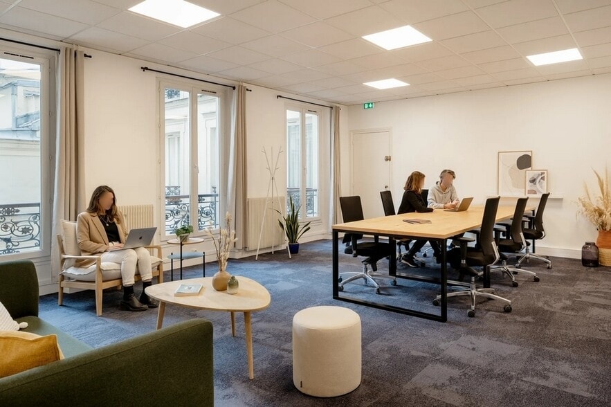 6 Boulevard Saint-Denis, Paris for lease - Interior Photo - Image 1 of 6