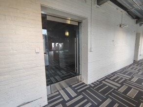 151 N 8th St, Lincoln, NE à louer Photo intérieure- Image 1 de 11