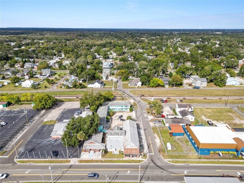 702 W Martin Luther King Blvd, Plant City, FL à vendre - Photo du bâtiment - Image 3 de 12