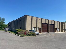 4K SF, 17.5' Clear Height, 14' High Door - Warehouse