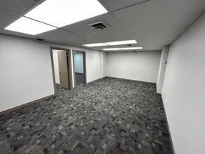225 S 200 E, Salt Lake City, UT for lease Interior Photo- Image 1 of 7