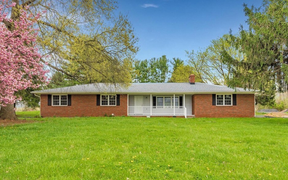 9215 Baltimore National Pike, Middletown, MD à vendre - Photo principale - Image 1 de 33