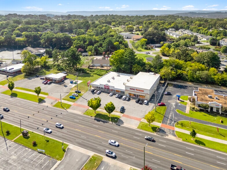 4747 Highway 58, Chattanooga, TN à vendre - Photo du bâtiment - Image 3 de 4