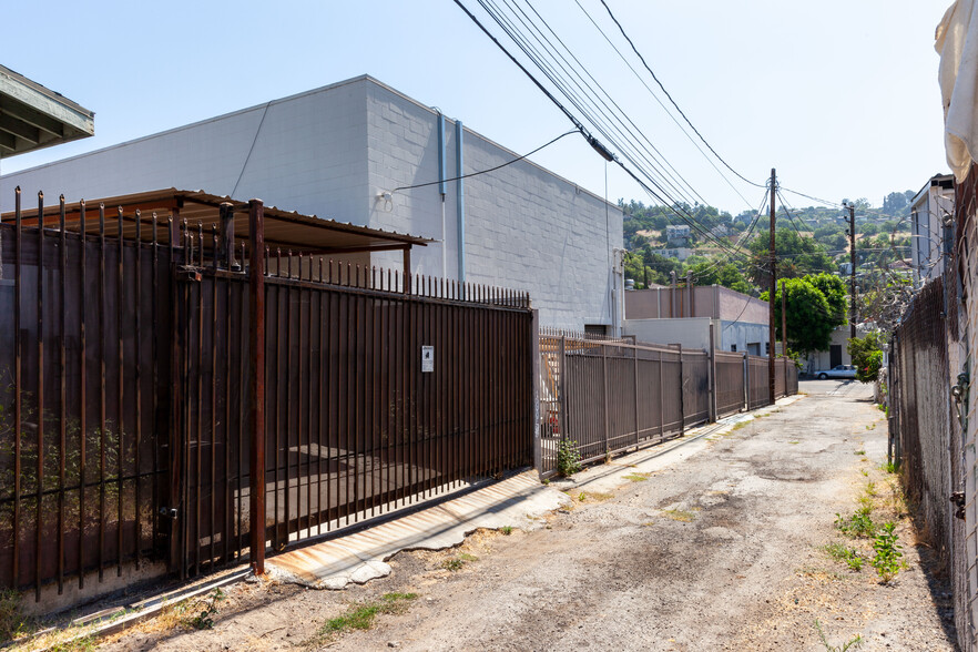 2762 W Avenue 35, Los Angeles, CA for sale - Building Photo - Image 3 of 19