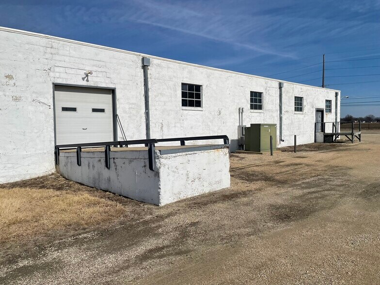 4177 N Illinois Route 251, Mendota, IL à louer - Photo du bâtiment - Image 3 de 18