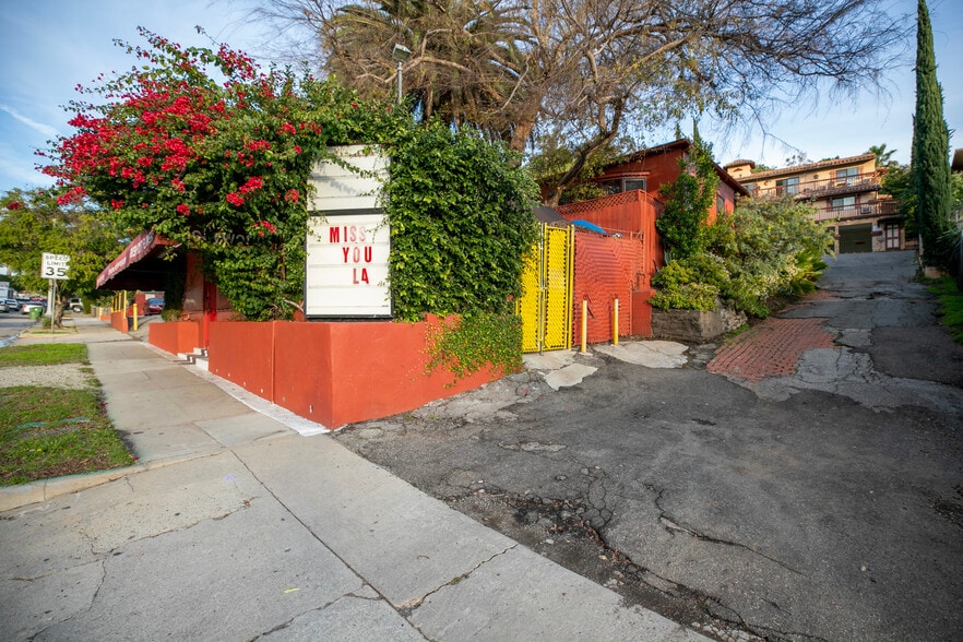 3226 Barham Blvd, Los Angeles, CA for sale - Building Photo - Image 3 of 22