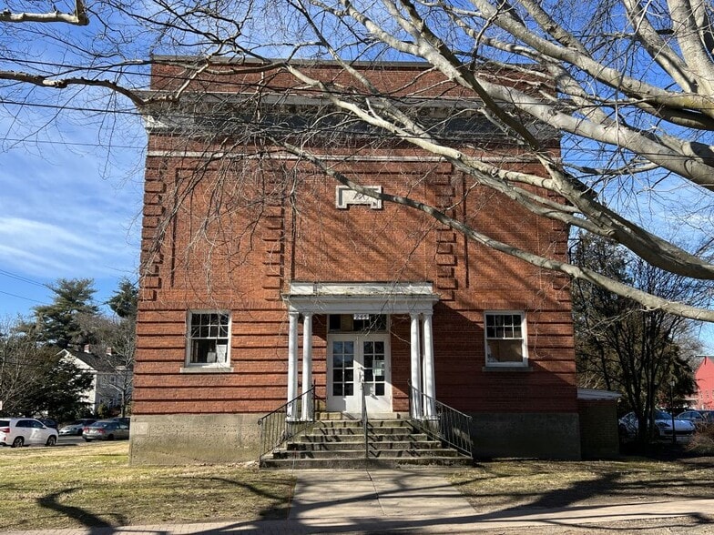 245 Main St, Wethersfield, CT for lease - Primary Photo - Image 2 of 13