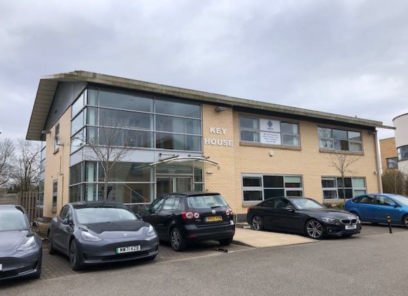 Princess Parade, Manchester for lease - Building Photo - Image 1 of 1