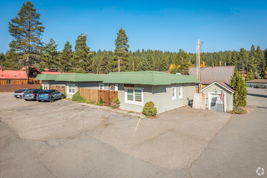 11700 Donner Pass Rd, Truckee, CA à vendre - Photo du bâtiment - Image 1 de 22