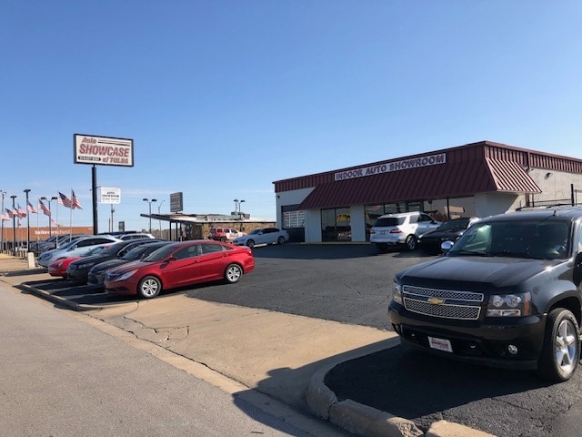 7682 E 46th Pl, Tulsa, OK for lease - Building Photo - Image 2 of 13
