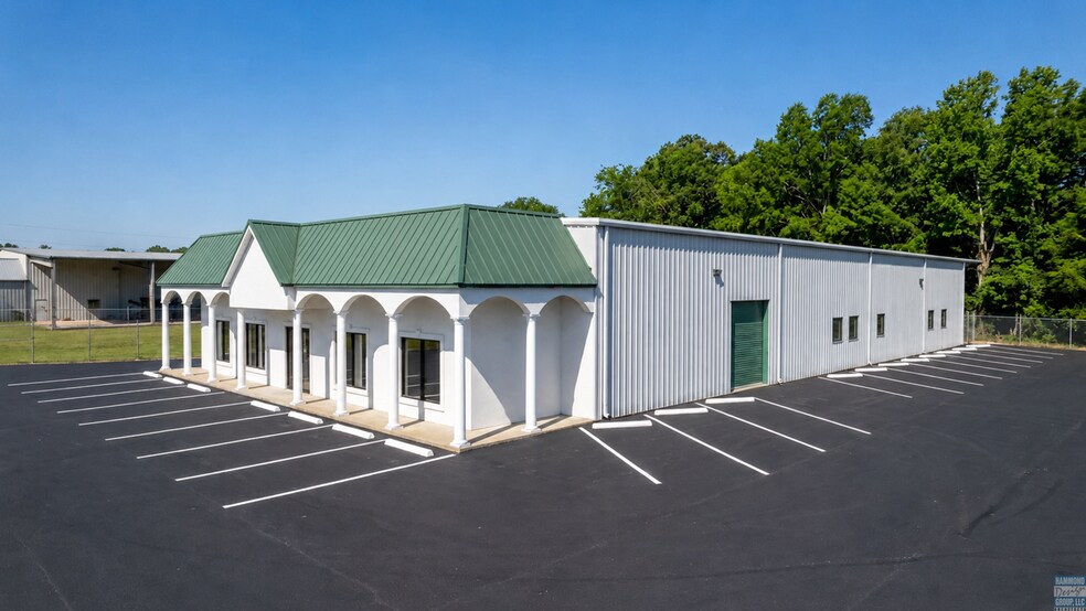 3050 W Tharpe St, Tallahassee, FL à louer - Photo du bâtiment - Image 1 de 10