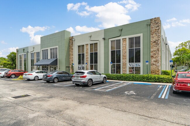 Plus de détails pour 2900 W Cypress Creek Rd, Fort Lauderdale, FL - Bureau à vendre