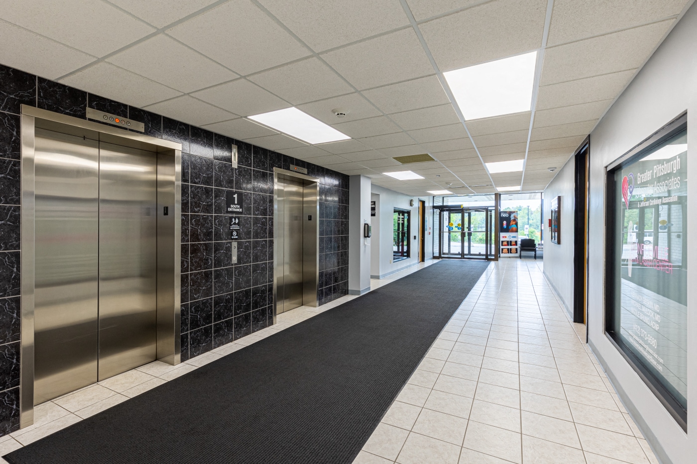 2550 Mosside Blvd, Monroeville, PA for lease Primary Photo- Image 1 of 8