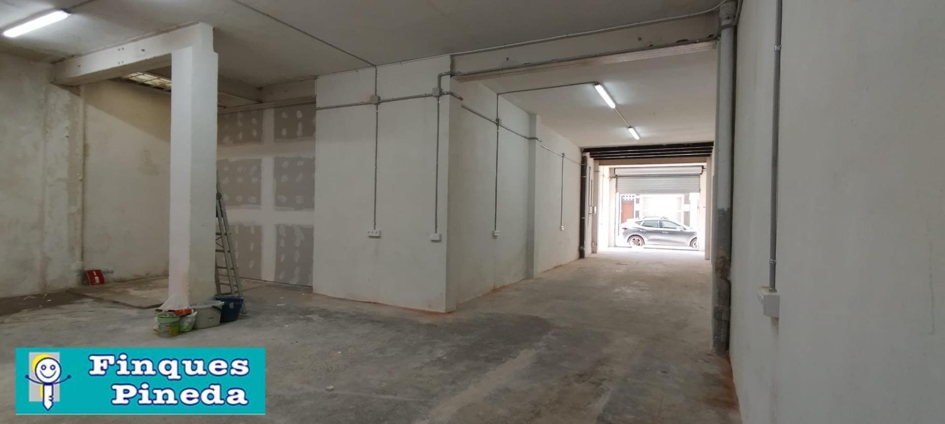 Retail in Pineda de Mar, Barcelona for lease Interior Photo- Image 1 of 10