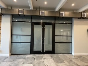 409 Joyce Kilmer Ave, New Brunswick, NJ for lease Interior Photo- Image 1 of 9