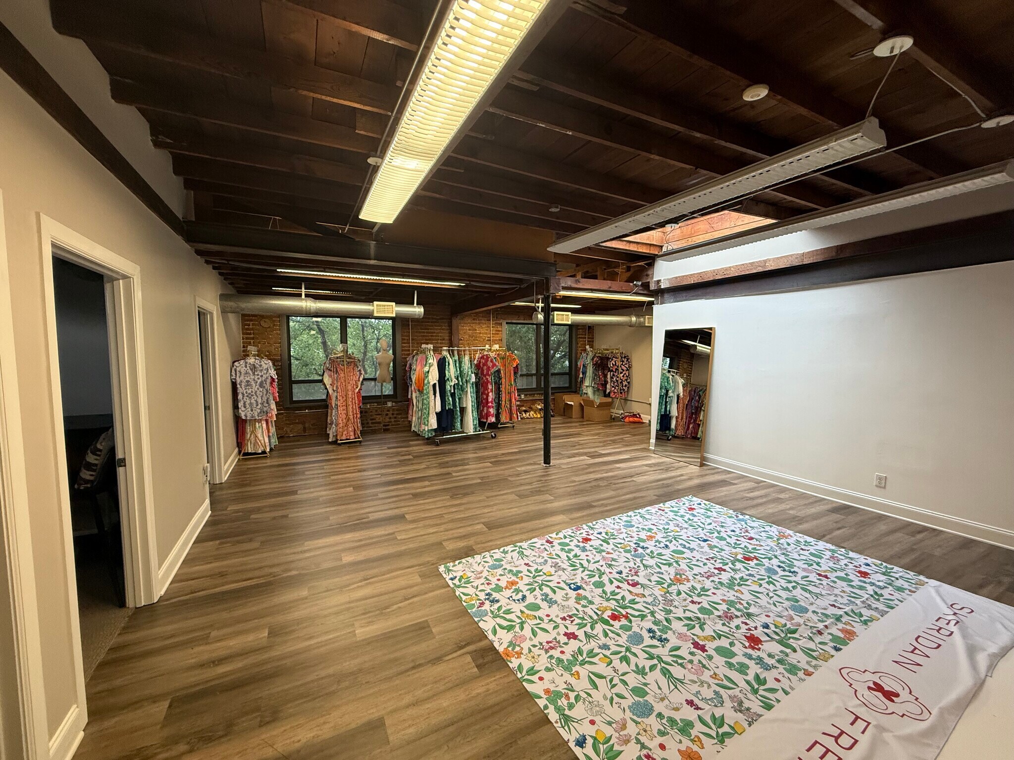 1412 W Magnolia Ave, Fort Worth, TX for lease Interior Photo- Image 1 of 10