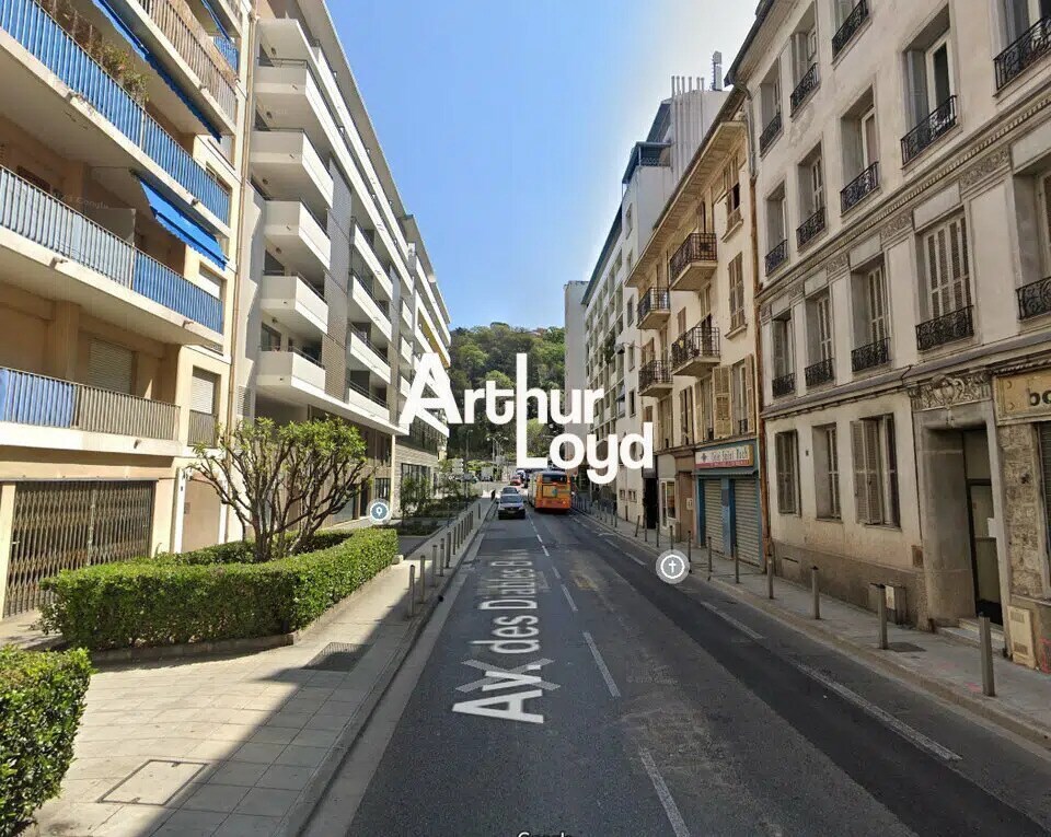 Multifamily in Nice for sale Building Photo- Image 1 of 4