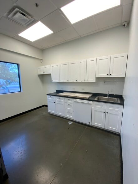 9690 Dallas St, Commerce City, CO for sale - Building Photo - Image 3 of 14
