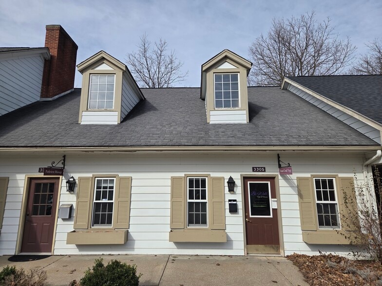 3303-3325 Greenleaf Blvd, Kalamazoo, MI à louer - Photo du bâtiment - Image 2 de 6