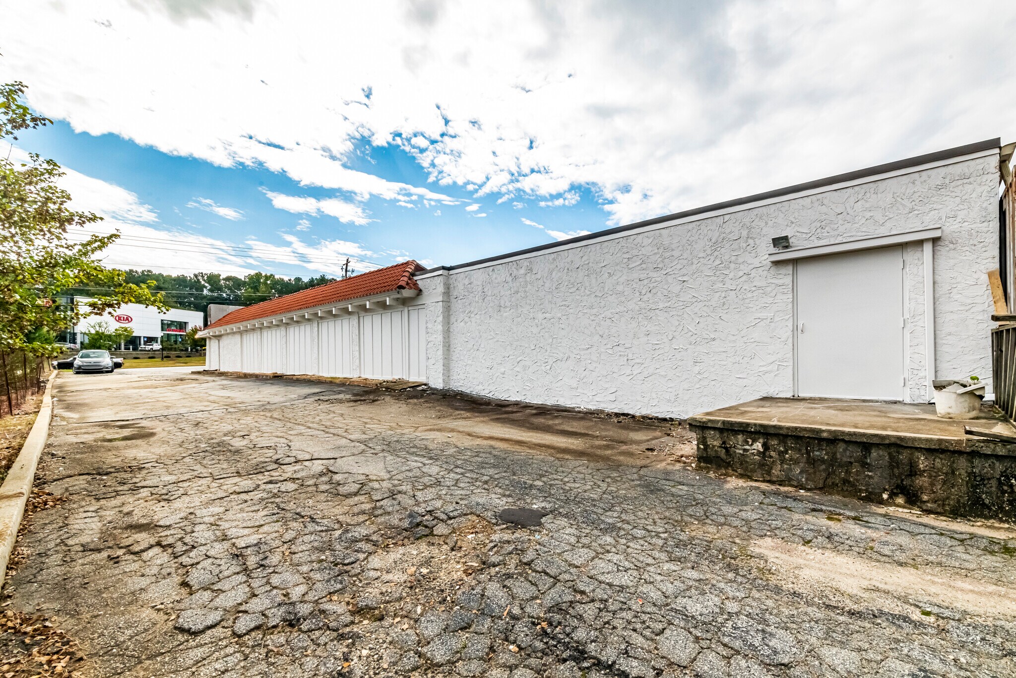 5640 Peachtree Industrial Blvd, Chamblee, GA for lease Building Photo- Image 1 of 6