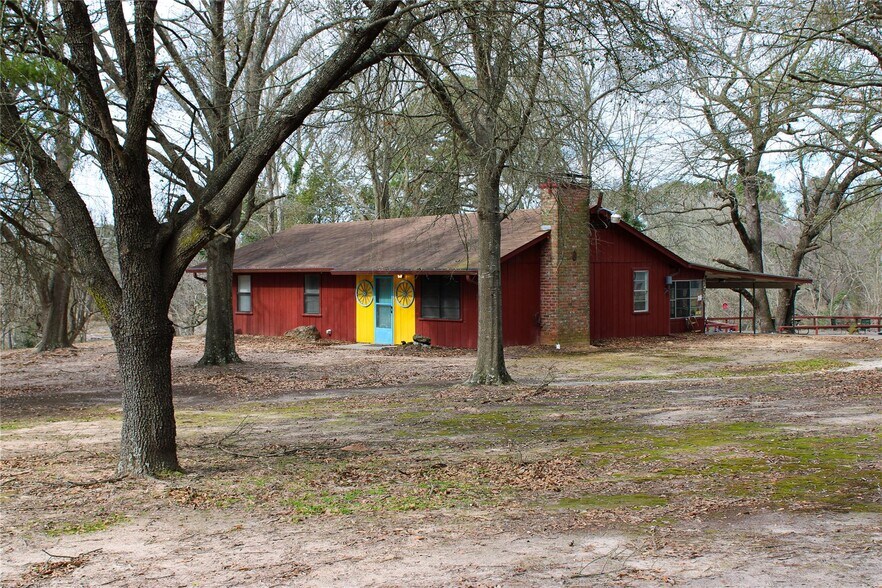 2801 TX-11, Pittsburg, TX à vendre - Photo du bâtiment - Image 2 de 31