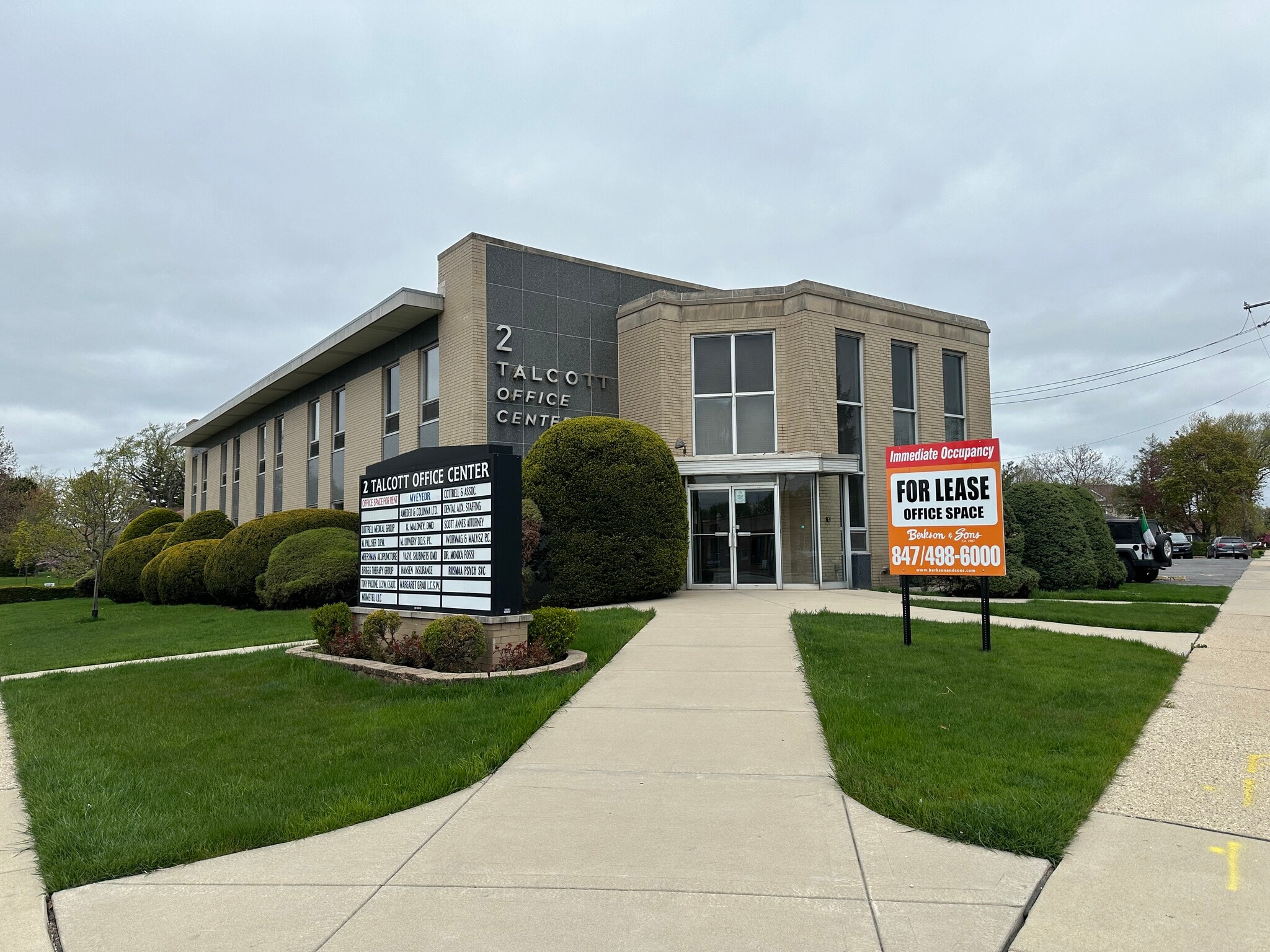 2 W Talcott Rd, Park Ridge, IL for lease Building Photo- Image 1 of 7