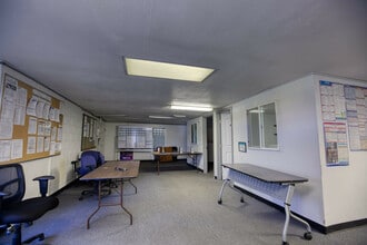 120 W Station Ave, Ridgecrest, CA à louer Photo intérieure- Image 1 de 1