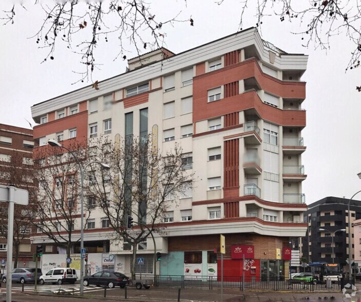 Avenida Juan Carlos i, I 64, Talavera de la Reina, Toledo for sale - Primary Photo - Image 1 of 2