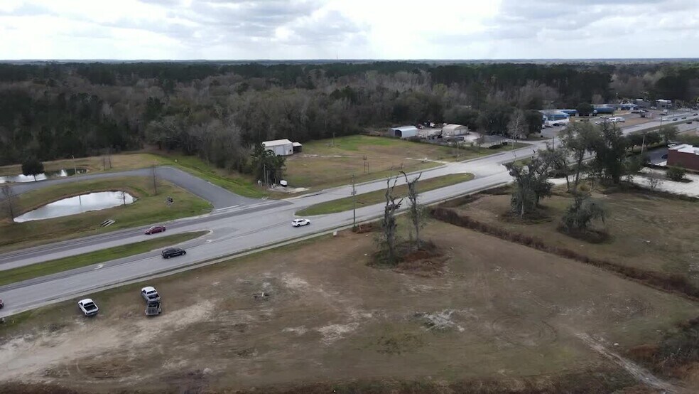 2551 County Road 220, Middleburg, FL à louer - Vidéo sur l’inscription commerciale - Image 2 de 3