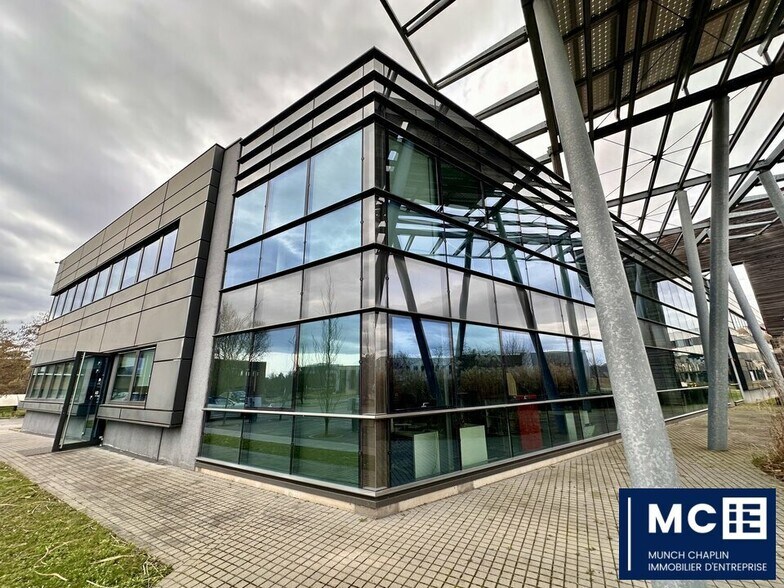 Office in Schiltigheim for lease - Building Photo - Image 1 of 8