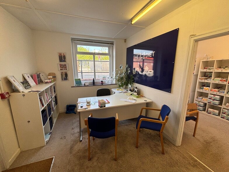 Silver St, Taunton à louer - Photo du bâtiment - Image 2 de 12