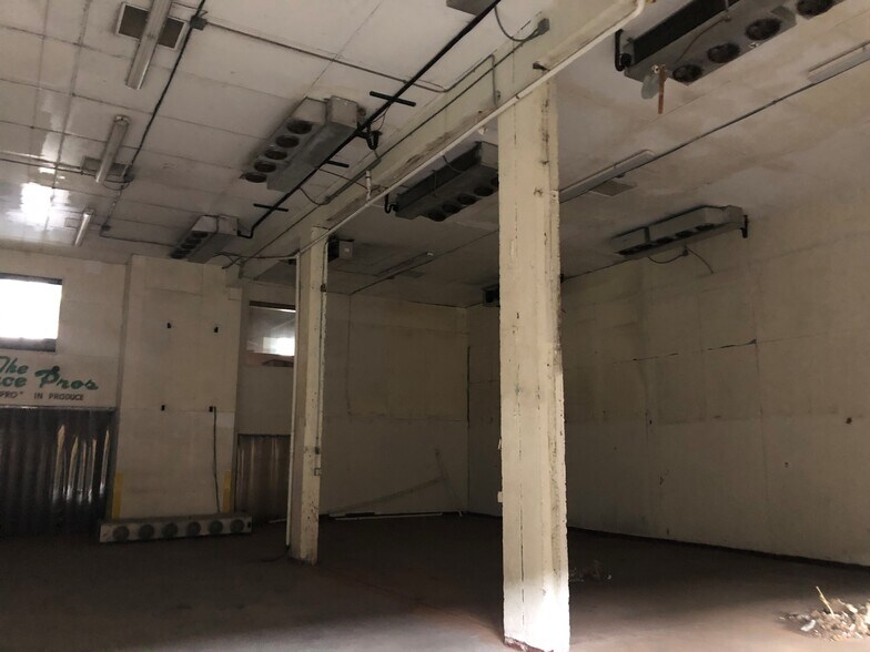 1-97 N Produce Row, Saint Louis, MO à louer - Photo du bâtiment - Image 3 de 7