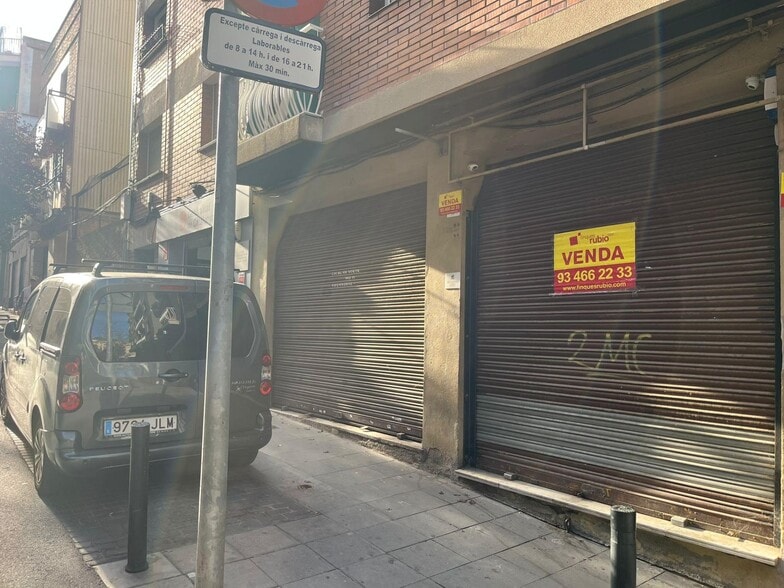 Carrer de Singuerlín, Santa Coloma de Gramenet, Barcelona for sale - Building Photo - Image 3 of 3