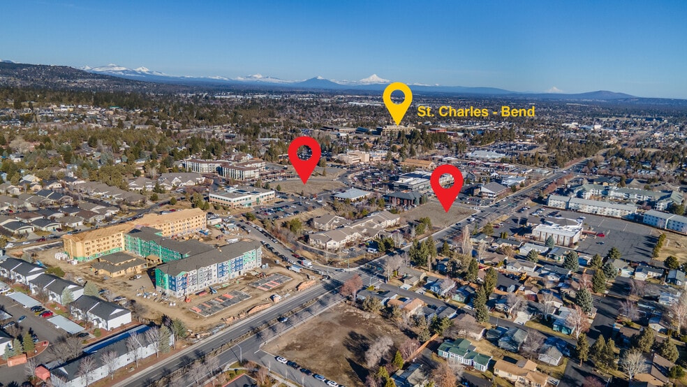 NE Medical Center Dr & NW Watt Way, Bend, OR à vendre - Photo du bâtiment - Image 2 de 7