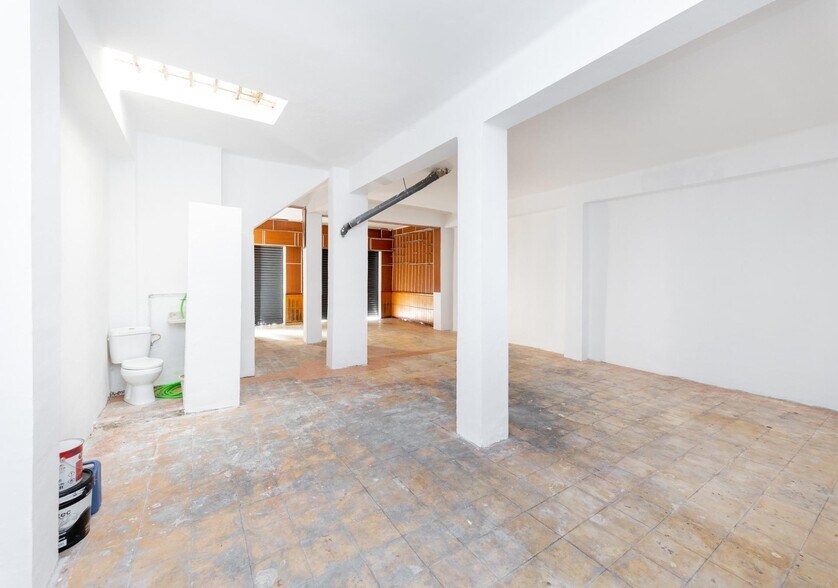 Calle Gras y Granollers, 16, Granada, Granada for sale - Interior Photo - Image 3 of 15