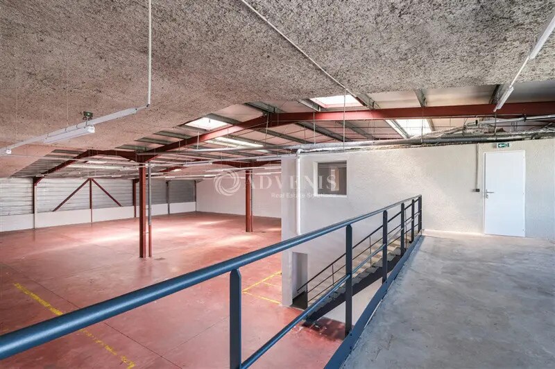 Industrial in Corbas for lease - Interior Photo - Image 2 of 9