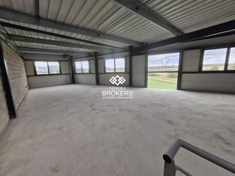 Industriel dans Tremblay-en-France à louer - Photo intérieure - Image 2 de 3