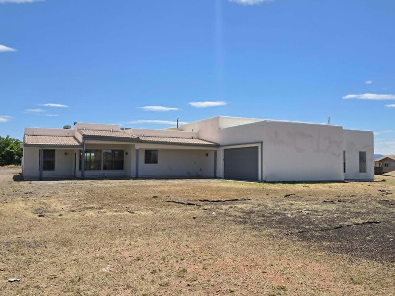 3760 E Airport Dr, Rimrock, AZ for sale - Building Photo - Image 2 of 38