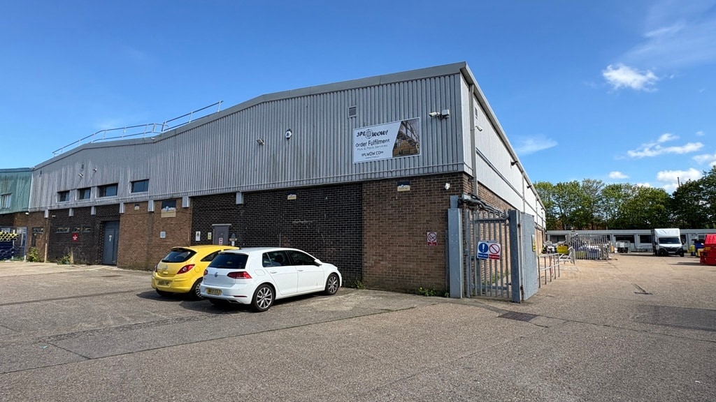 Wesley Dr, Newcastle Upon Tyne for lease Primary Photo- Image 1 of 5