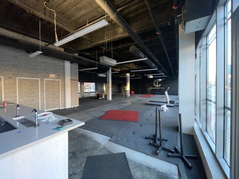 3600 N Halsted St, Chicago, IL for lease - Interior Photo - Image 2 of 9