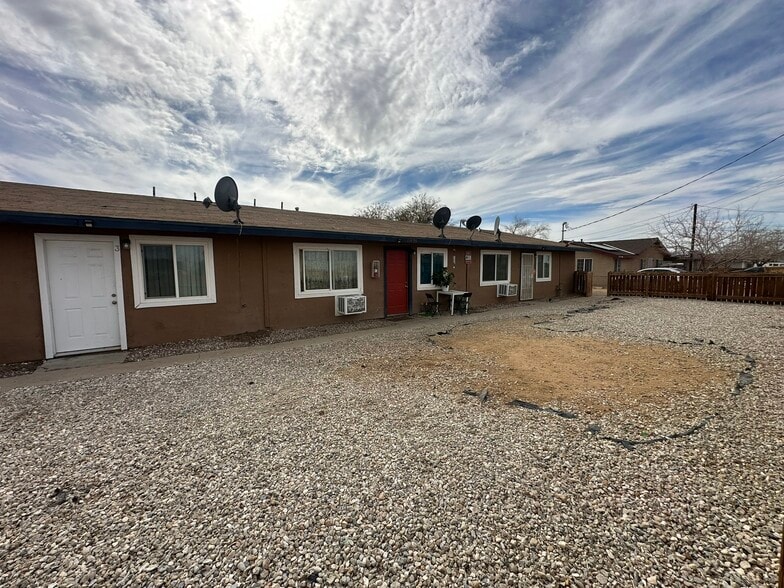 11895 White Ave, Adelanto, CA for sale - Building Photo - Image 3 of 11