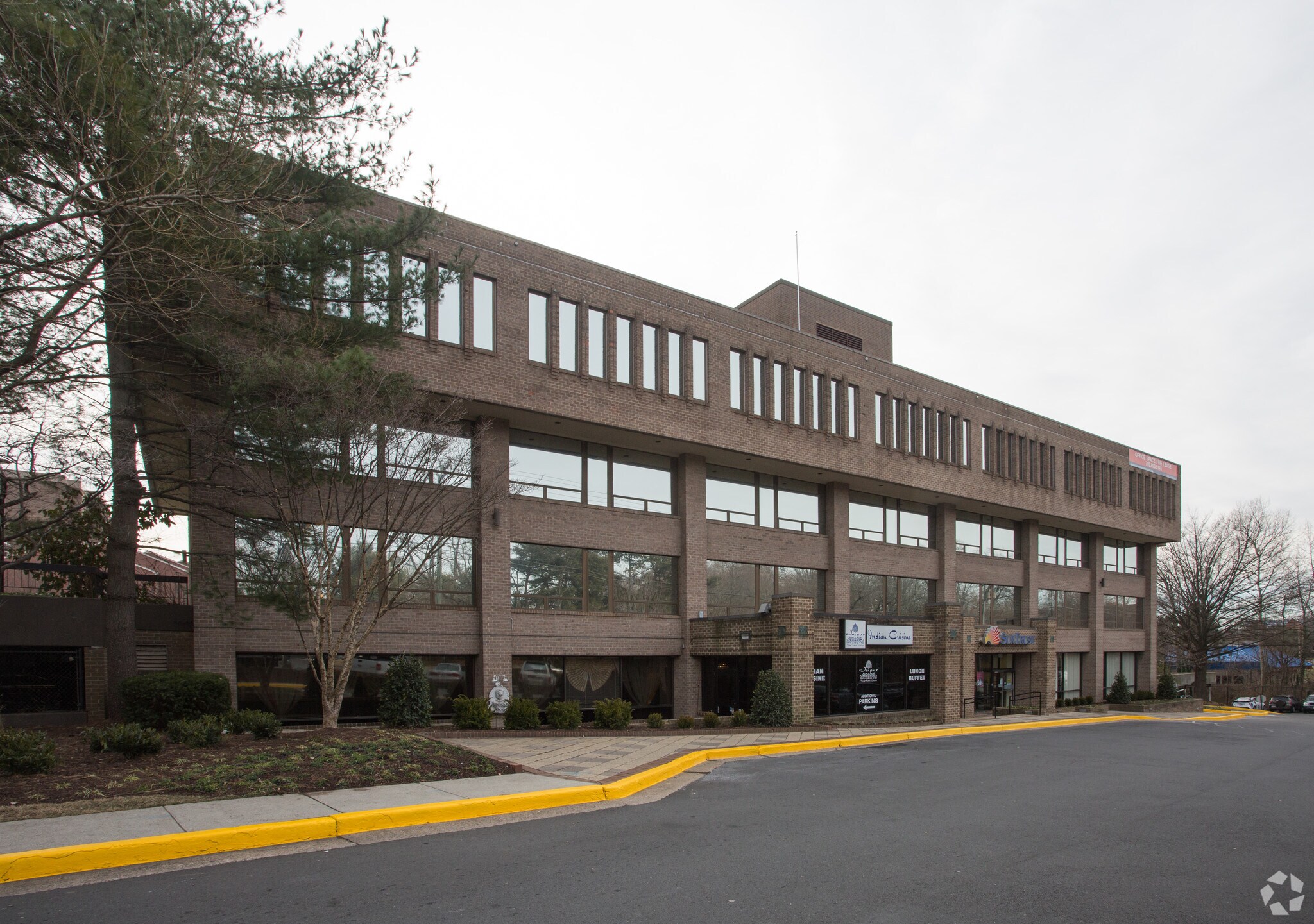 9401 Lee Hwy, Fairfax, VA for lease Building Photo- Image 1 of 11