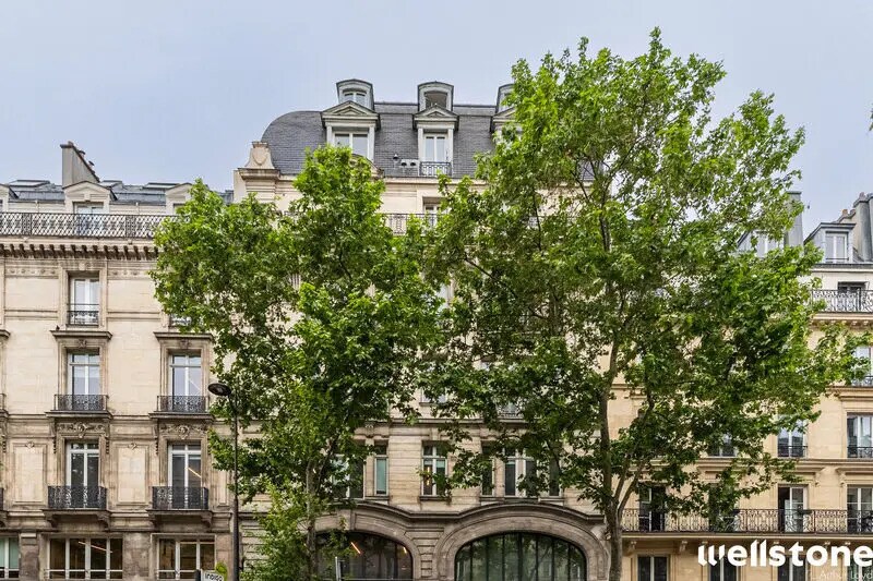52 Rue Saint-Denis, Paris à louer - Photo du bâtiment - Image 3 de 4