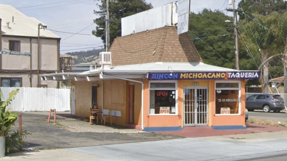 3231 Macdonald Ave, Richmond, CA for sale - Building Photo - Image 3 of 11