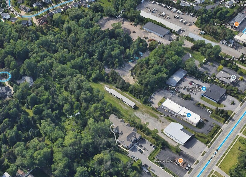 9170 Transit Rd, East Amherst, NY à vendre - Photo du bâtiment - Image 2 de 4