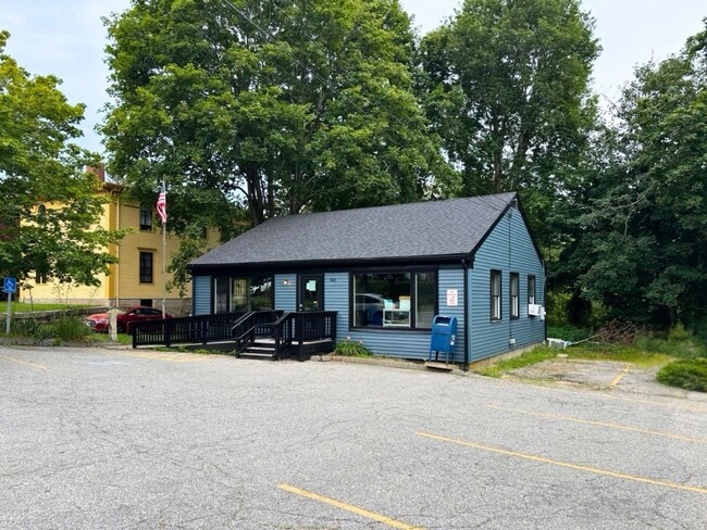 Plus de détails pour 529 Old County Rd, Westport, MA - Spécialité à vendre